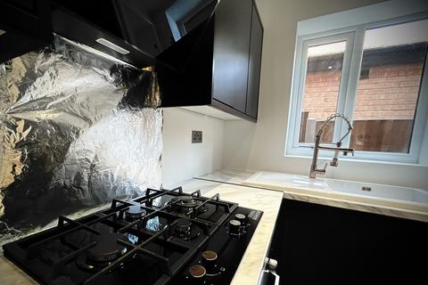 53 Longmore Road, Shirley, Solihull, B90 3DZ