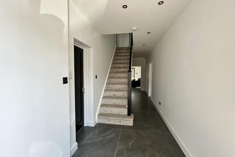 53 Longmore Road, Shirley, Solihull, B90 3DZ