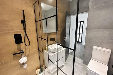 53 Longmore Road, Shirley, Solihull, B90 3DZ