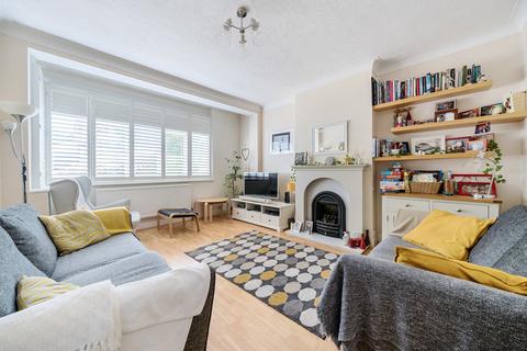18 East Drive, Carshalton, SM5 4PB