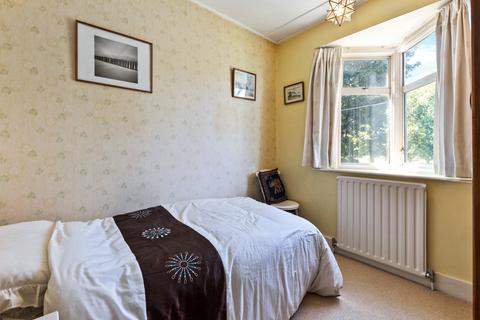 52 Westcroft Road, Carshalton, SM5 2TG