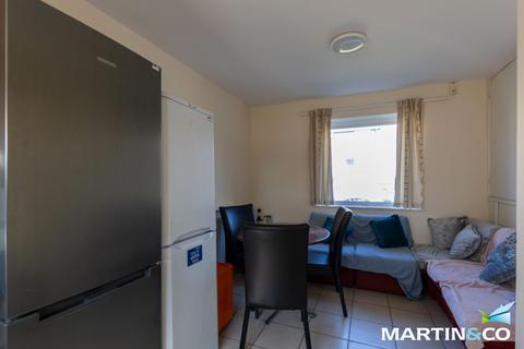 5 bedroom end of terrace house to rent, Cross Farm Road, Harborne, B17