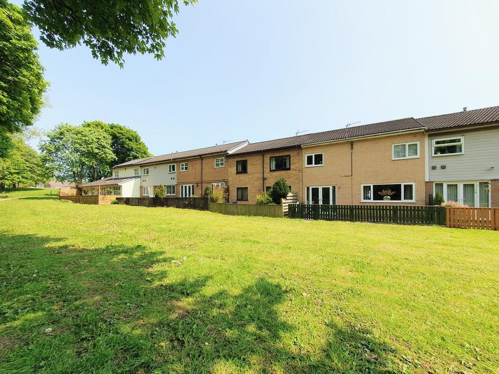 Cotswold Place, Peterlee 3 bed terraced house £70,000