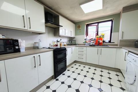 41 Cotswold Place, Peterlee, SR8 2PE