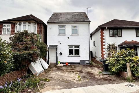 42 Harvey Road, Hounslow, TW4 5LU