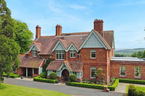 6 bedroom detached house for sale, Hasfield, Gloucester, Gloucestershire, GL19