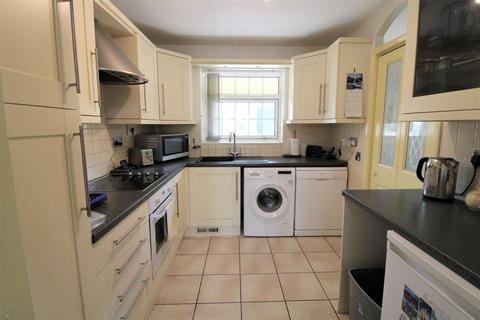 28 Alnwick, Toothill, Swindon, SN5 8JJ