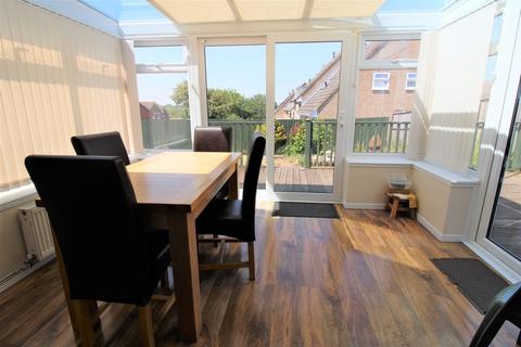 28 Alnwick, Toothill, Swindon, SN5 8JJ