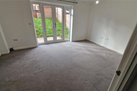 3 bedroom terraced house to rent, Ketley Park Road, Ketley, Telford, Shropshire, TF1