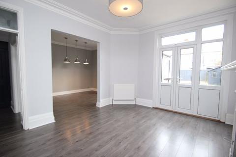 28 Elderton Road, Westcliff-on-sea, SS0 8AQ
