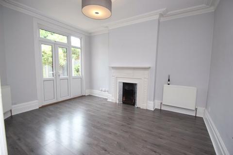 28 Elderton Road, Westcliff-on-sea, SS0 8AQ