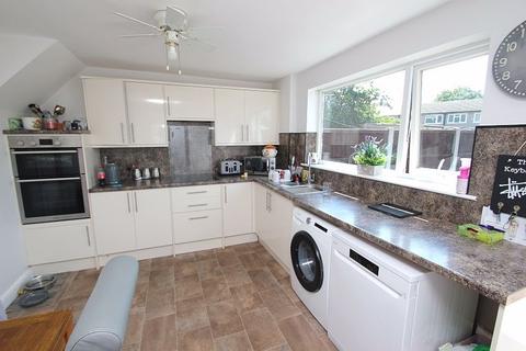 149 Saxon Gardens, Shoeburyness, Southend-on-sea, SS3 9PW