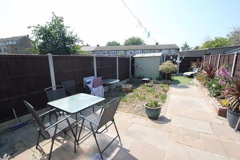 149 Saxon Gardens, Shoeburyness, Southend-on-sea, SS3 9PW