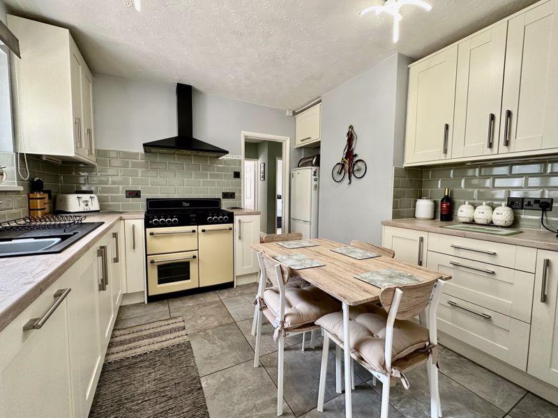 Aller Brake Road, Newton Abbot 2 bed detached bungalow for sale £350,000