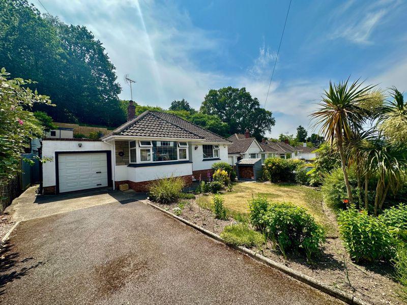 Aller Brake Road, Newton Abbot 2 bed detached bungalow £350,000