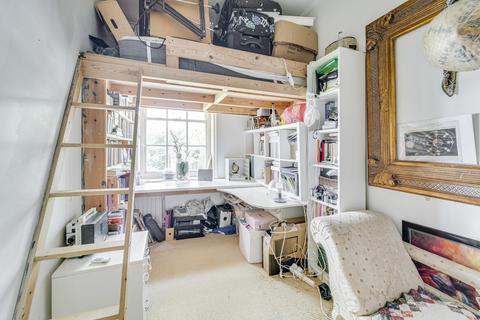 Flat 2, 60 Shepherds Hill, London, N6 5RN