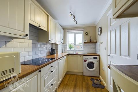 2 bedroom terraced house for sale, Kevill Davis Drive, Little Plumstead, Norwich