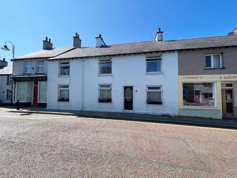Cemaes Bay, Isle of Anglesey 7 bed terraced house for sale £475,000