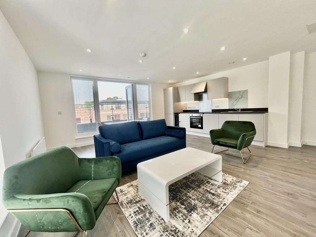 Alexandra Park 3 bed apartment to rent £1,850 pcm (£427 pw)