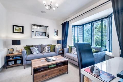 12 Hazeltree Drive, Sutton Coldfield, B75 5DE