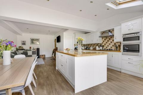 70 Esher Road, East Molesey, KT8 0AD