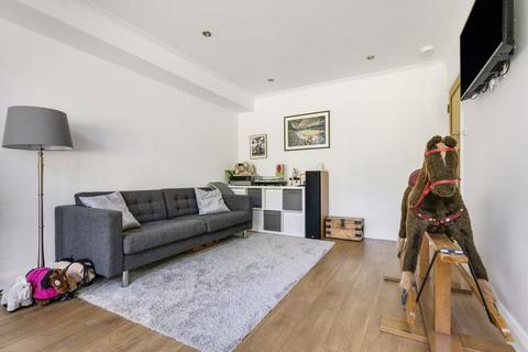 70 Esher Road, East Molesey, KT8 0AD