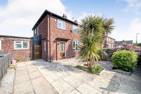 3 bedroom semi-detached house to rent, Sycamore Road, Eccles