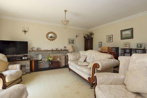 391c Ham Green, Holt, Trowbridge, BA14 6PZ