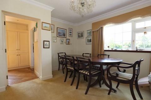 391c Ham Green, Holt, Trowbridge, BA14 6PZ