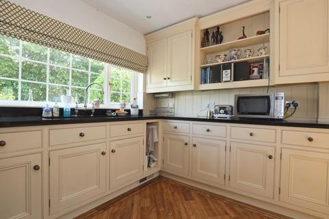391c Ham Green, Holt, Trowbridge, BA14 6PZ