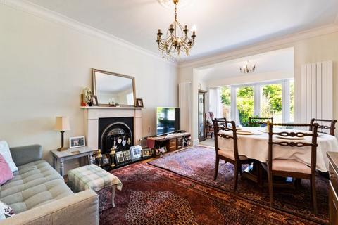 32 Willis Avenue, Sutton, SM2 5HS