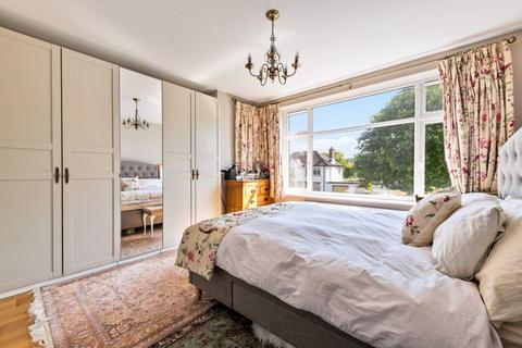 32 Willis Avenue, Sutton, SM2 5HS