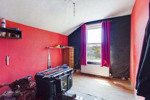228 Linden Road, Gloucester, GL1 5JE