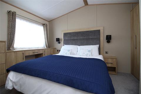 2 bedroom park home for sale, Hoburne Naish, Barton On Sea, Hampshire, BH25