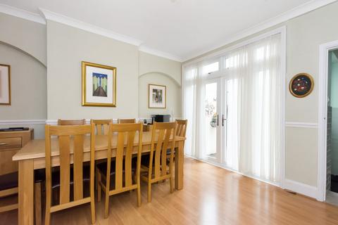 187 Burnt Oak Lane, Sidcup, DA15 9BW