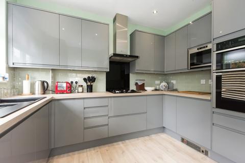 187 Burnt Oak Lane, Sidcup, DA15 9BW
