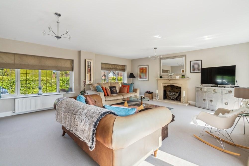 Bakers Wood, Denham UB9 4 bed detached house for sale £1,350,000