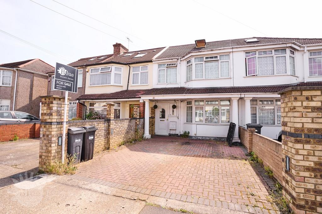 Manor Avenue, Hounslow, TW4 4 bed terraced house for sale £649,950