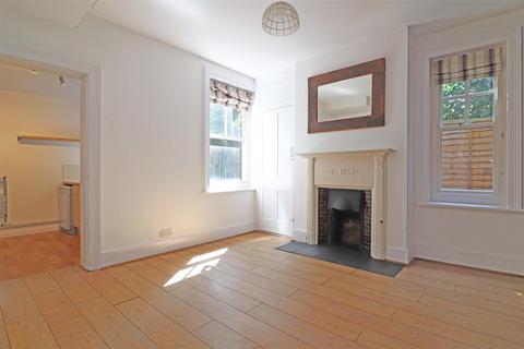 1 Brighton Terrace, Redhill, RH1 6EU
