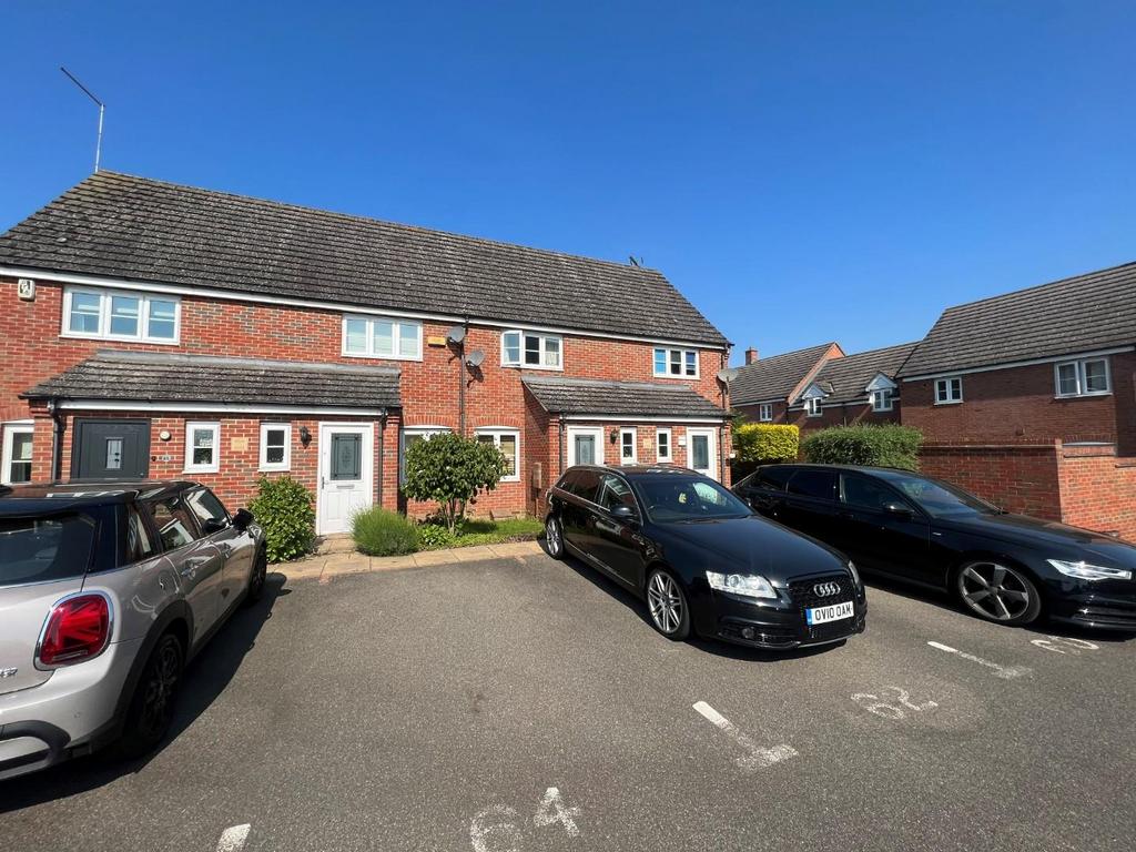 Milburn Drive, St. Crispin, Northampton NN5 2 bed terraced house £215,000