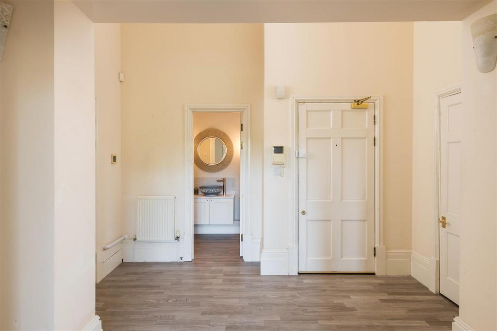 56 Victoria Court internals-11.jpg