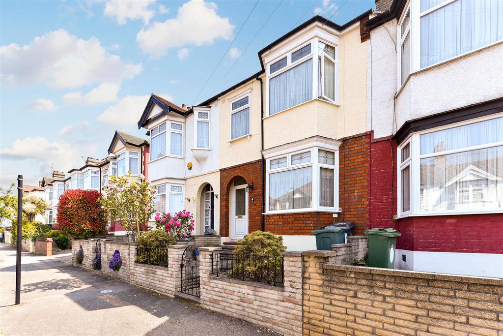 Bridge End, Walthamstow 3 bed house £575,000