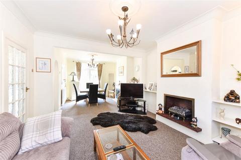 63 Bridge End, London, E17 4ER