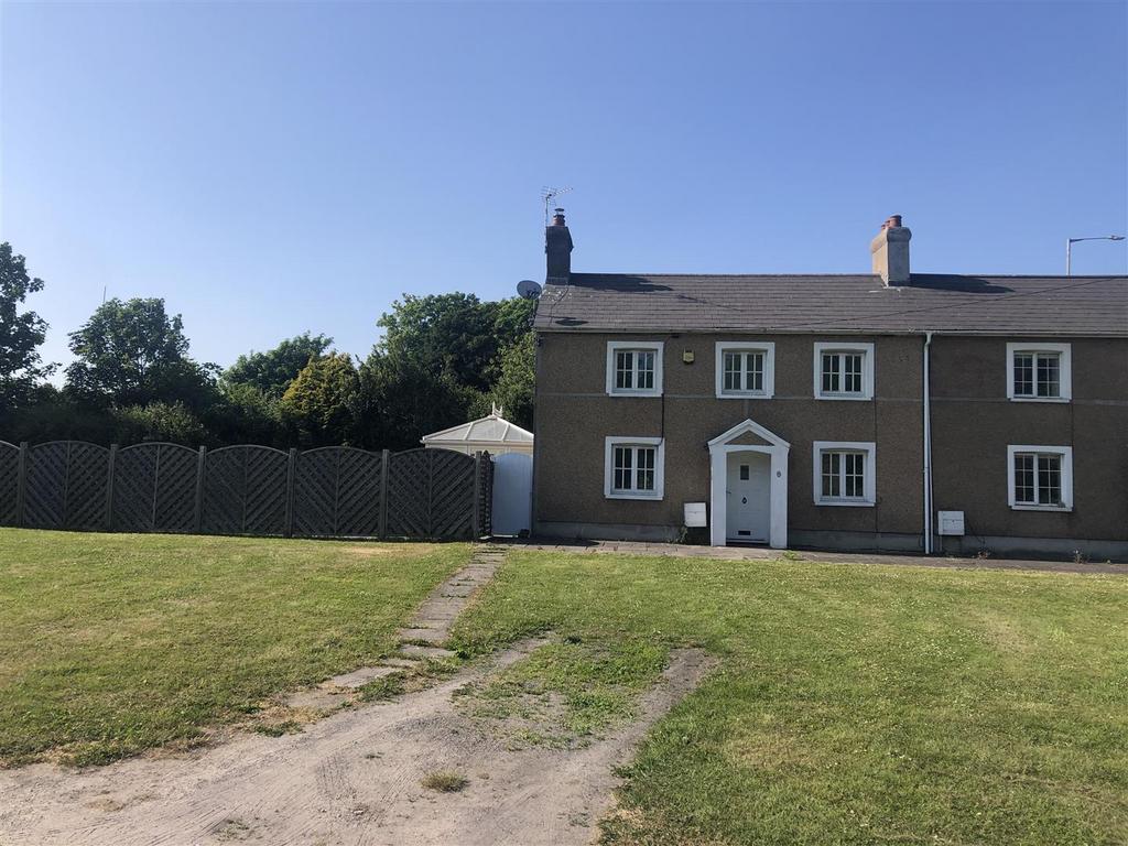 Penhydd, Pyle Road, Pyle, Bridgend... 2 bed cottage £850 pcm (£196 pw)