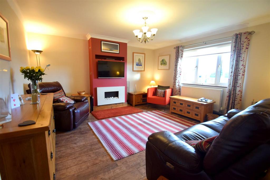 Meadow Close, Coychurch, Bridgend, Bridgend County Borough, CF35 5HH 4