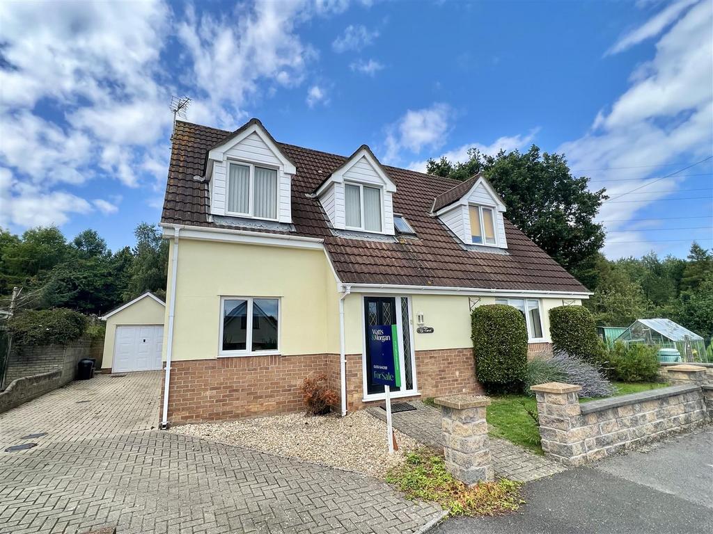 Meadow Close, Coychurch, Bridgend... 4 bed detached house for sale £