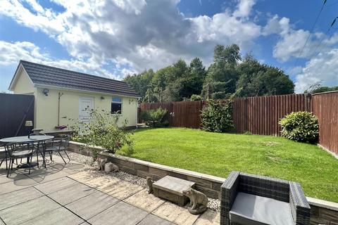 32a Meadow Close, Coychurch, Bridgend, CF35 5HH