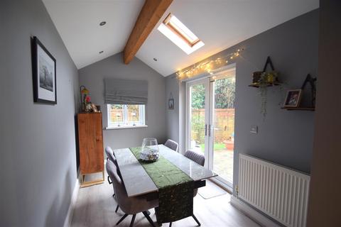 9 Bron Hafod, Bridgend, CF31 5DL