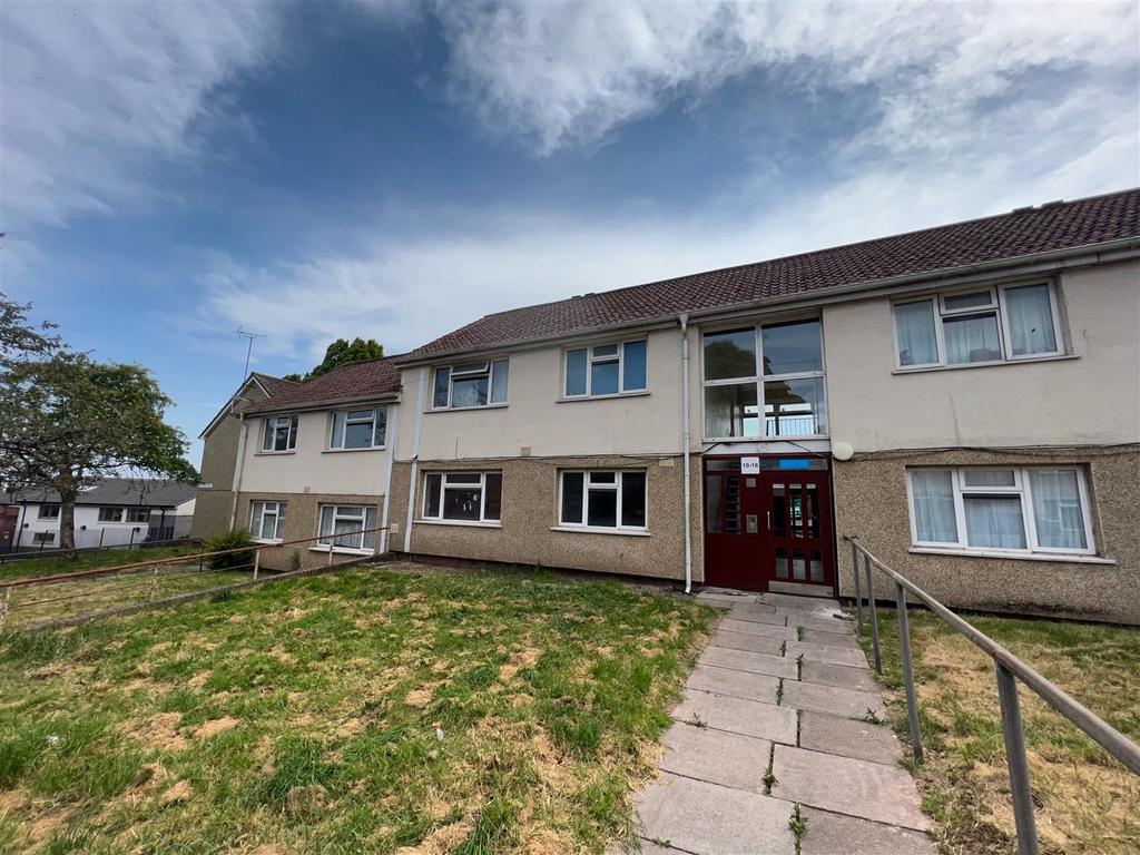 Abergele Road, Rumney, Cardiff 2 bed flat £80,000