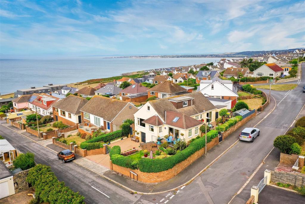 West Farm Road, Ogmore-by-Sea, Bridgend, CF32 0PU 4 bed detached house ...